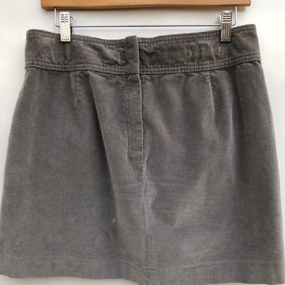 Banana republic mini skirt - Picture 2 of 4